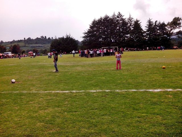 - Entrega de Premios- (18agosto2013) Liga Regional Xochiaca 2013. Condesa de Xochiaca Vs Bayer Munich de Tecomatlán. Descripción: Se entregaron premios, primer, segundo y tercer lugar, así como al goleador y  portero menos goleado y otros.